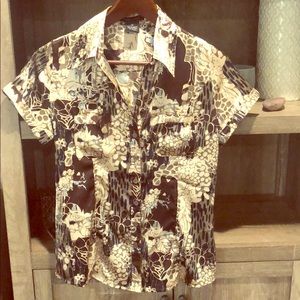 BBCG Max Azria silky blouse